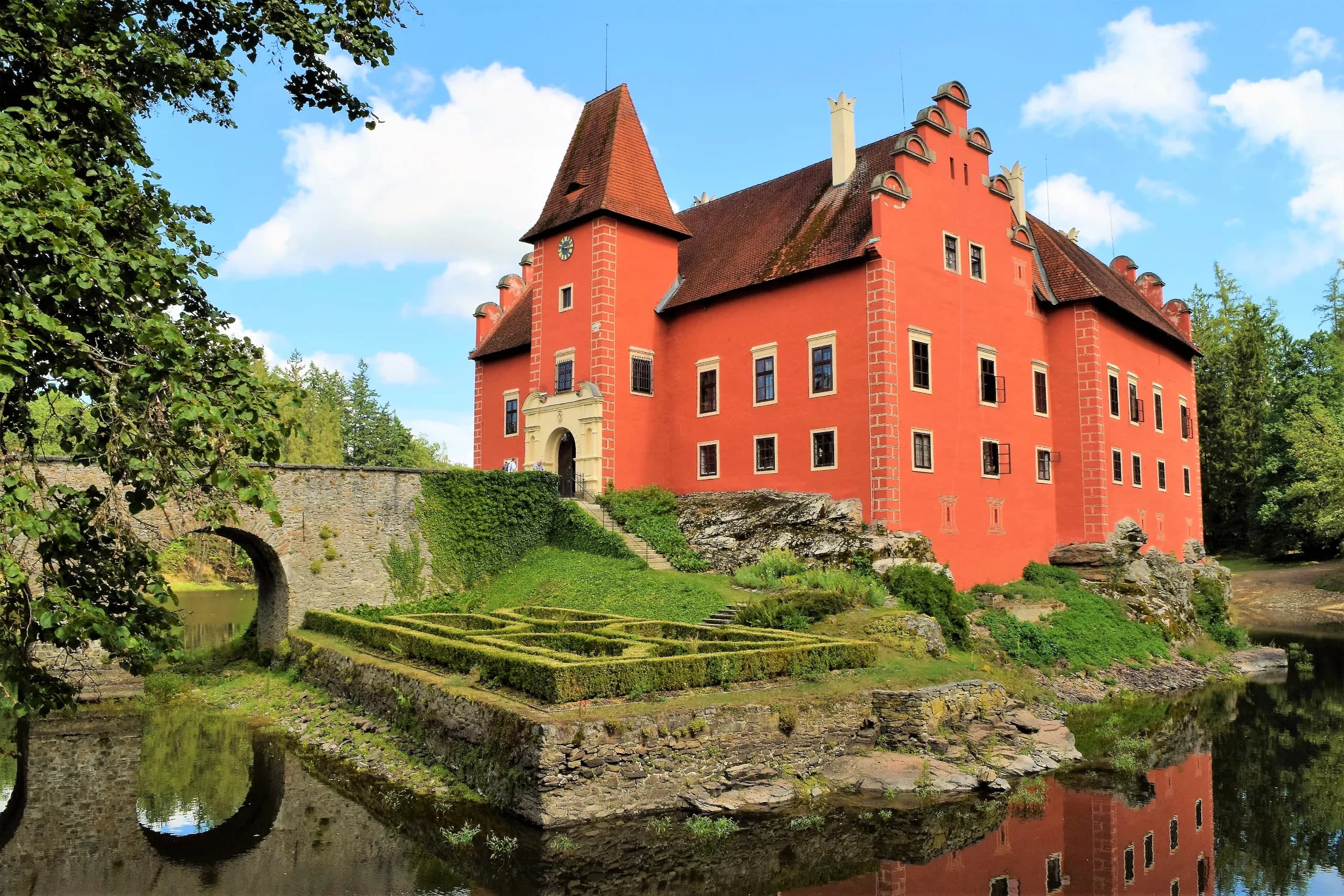 Červená Lhota