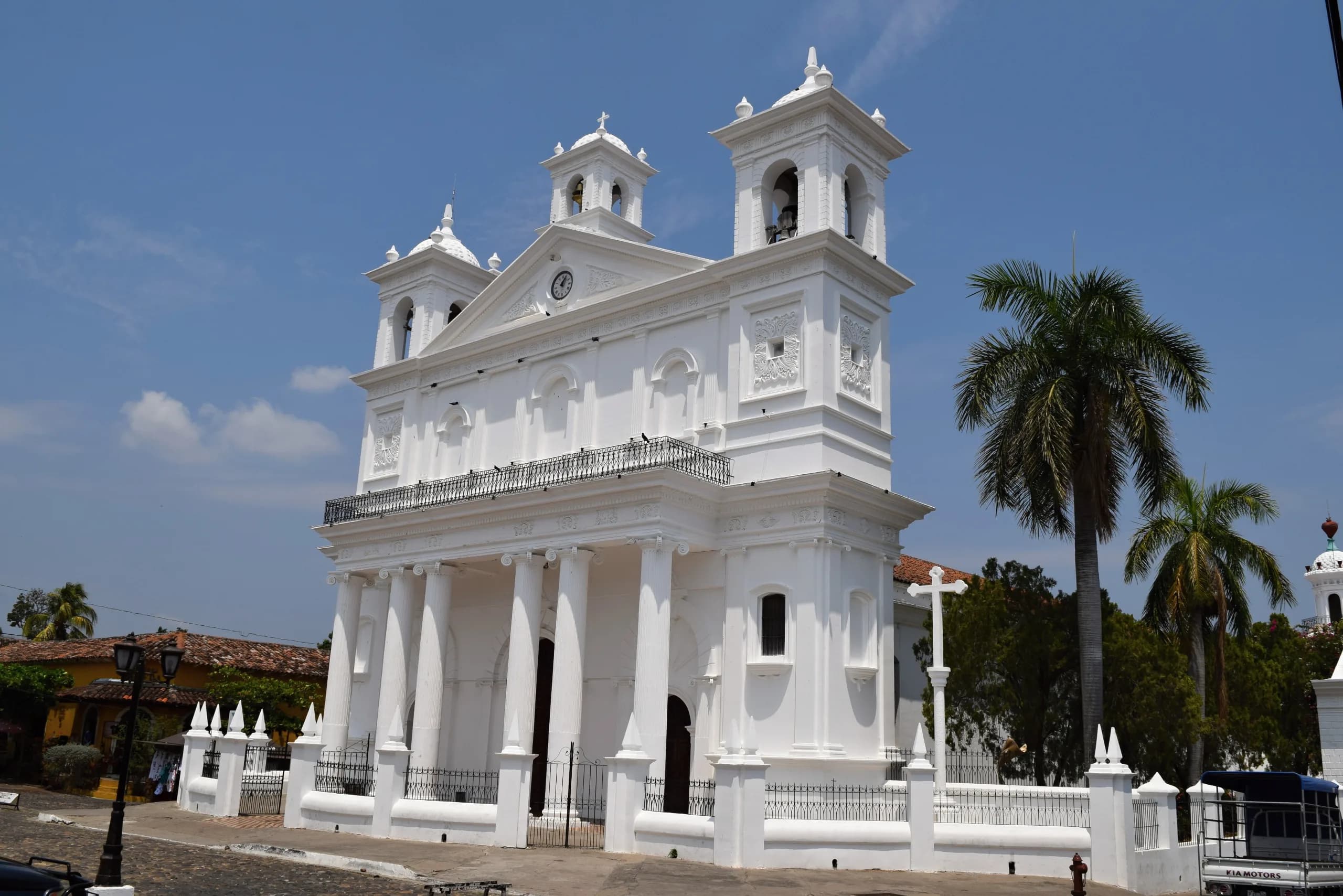 Suchitoto - Iglesia de Santa Lucia